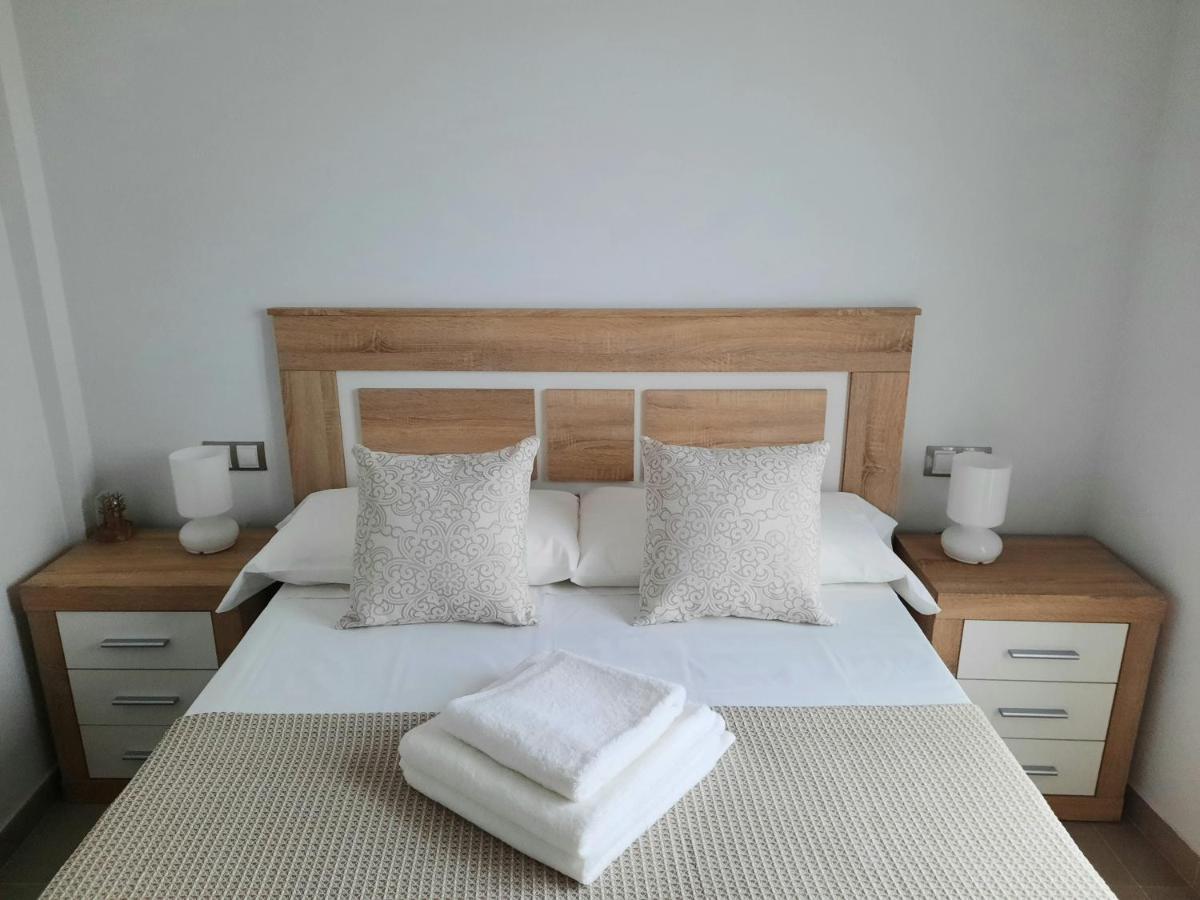 Apartamentos Clavero 10 Plasencia Kültér fotó